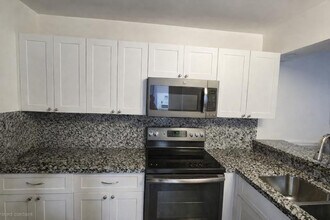 Building Photo - 10501 W Broward Blvd