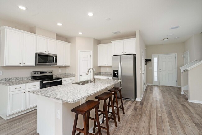 Foto del edificio - New 3/2.5 Townhome in Ormond Beach