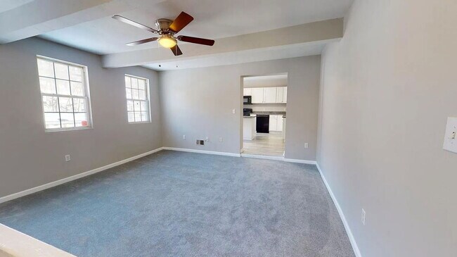 Foto del edificio - 2824 Salisbury St