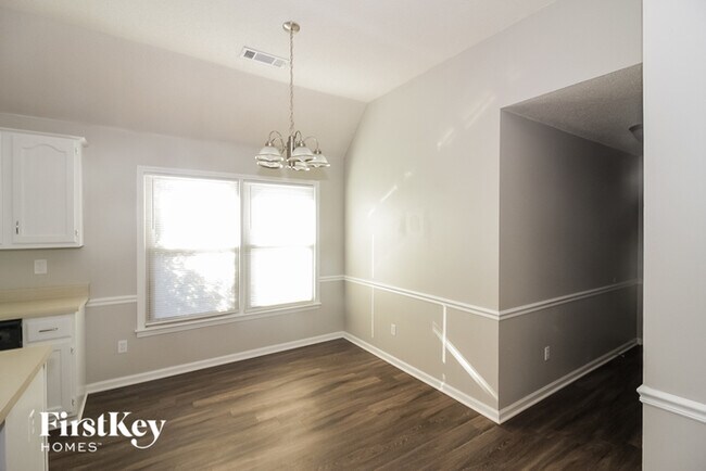 Foto del edificio - 8917 Carrollwood Ln