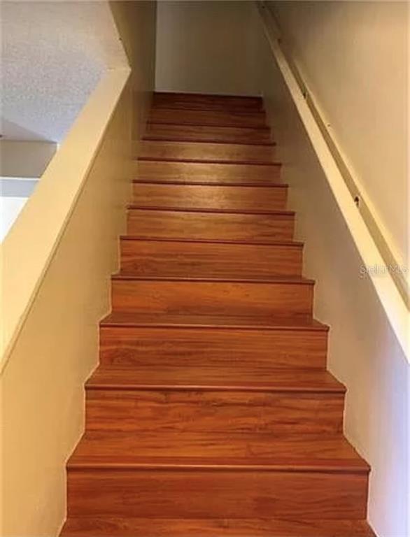 Foto del edificio - 1456 Highland Ridge Cir