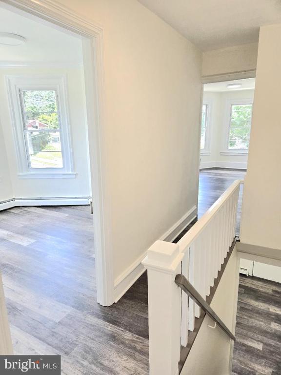 Foto del edificio - 825 Maple Ave