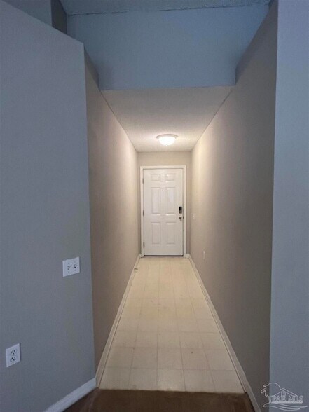 Foto del edificio - 5294 Overbrook Dr