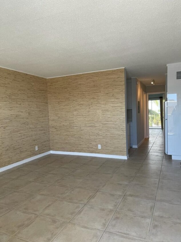 Primary Photo - 3915 S Flagler Dr