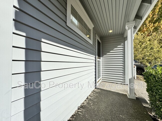 Foto del edificio - 14705 NW Benny Dr