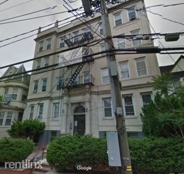 Primary Photo - 70 Tonnele Ave