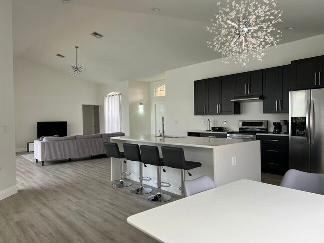 Building Photo - 925 Marble Dr