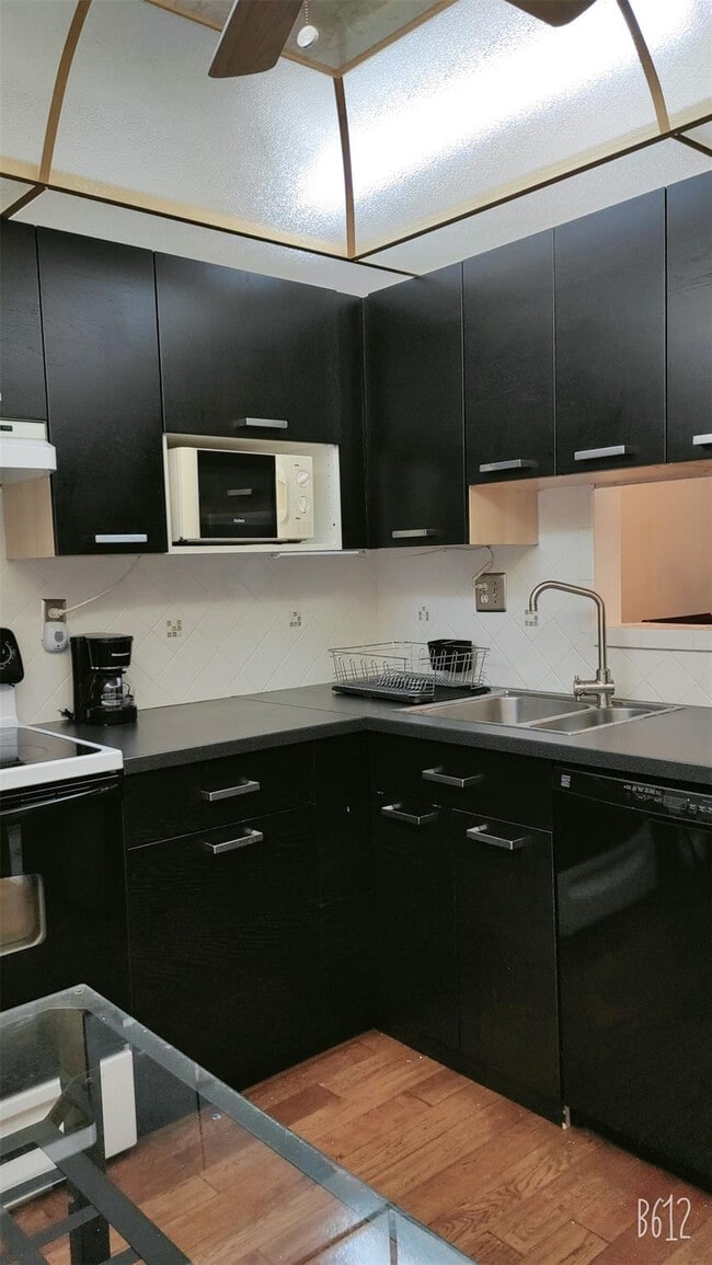 Building Photo - 3000 NW 48th Terrace