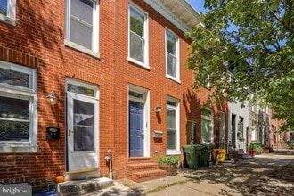 Building Photo - 320 S Collington Ave