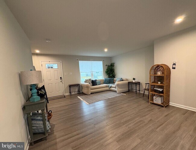 Foto del edificio - 27003 Greenleaf Dr