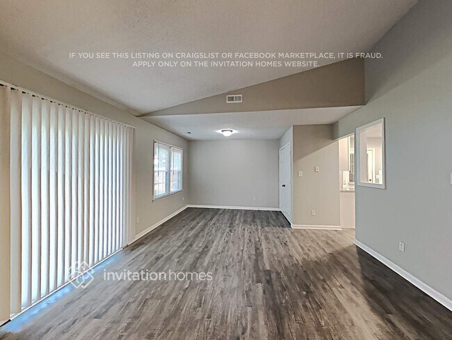 Building Photo - 334 Sandymead Rd