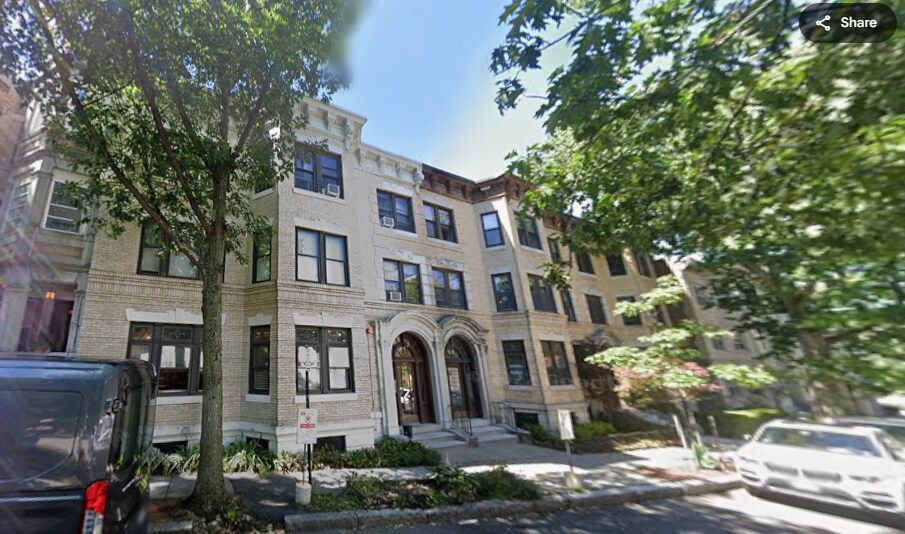 Foto principal - 66 Marshal St