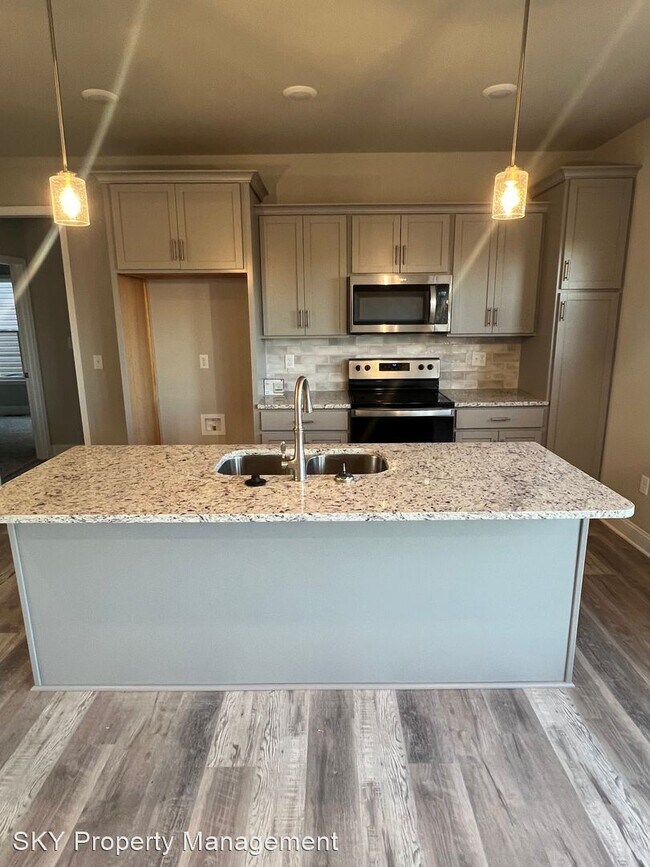 Foto del edificio - 3 br, 2 bath House - 1227 Melody Ave