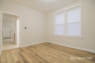 Building Photo - 1141 S Francisco Ave