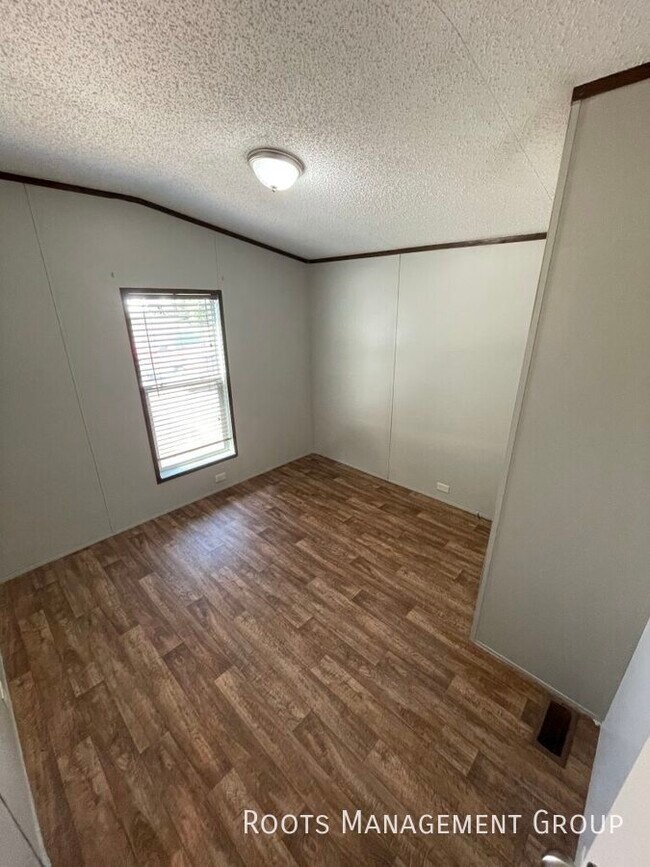 Building Photo - Home Available to Lease - Apply Today!