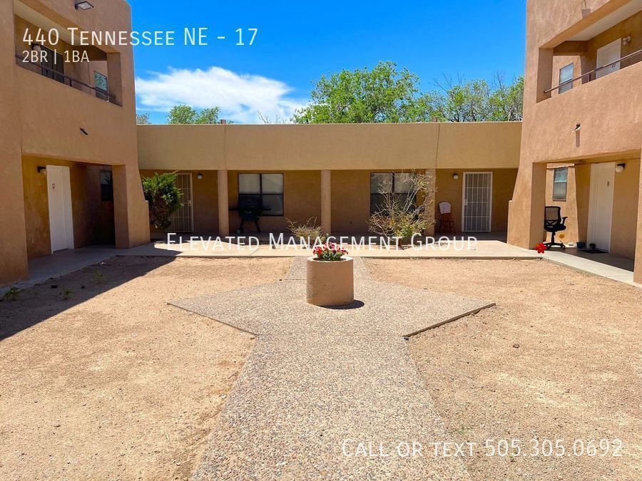 Primary Photo - Beautiful Updated 2 Bedroom Unit Ready for...