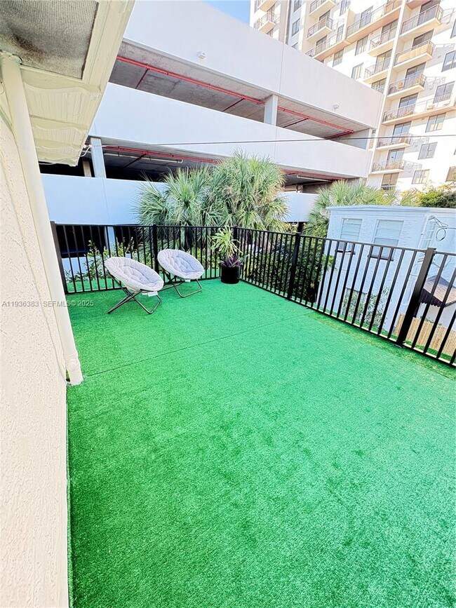 Foto del edificio - 1901 SW 9th St
