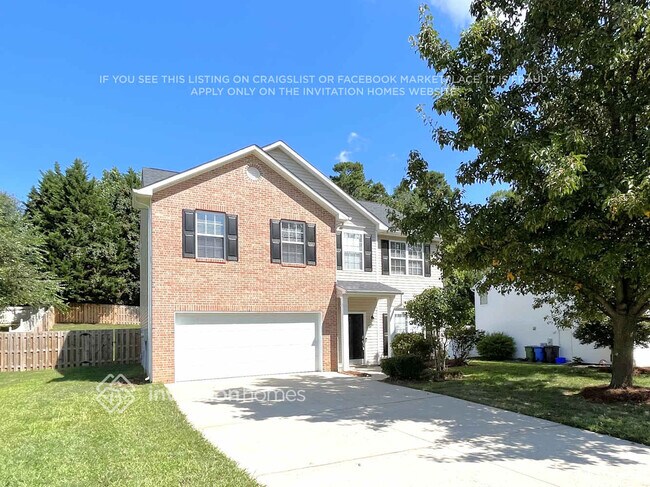 Building Photo - 8029 Hill-N-Dale Dr