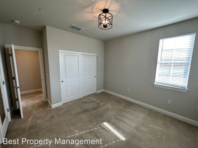 Foto del edificio - 5 br, 4 bath House - 264 Mabel Josephine Dr