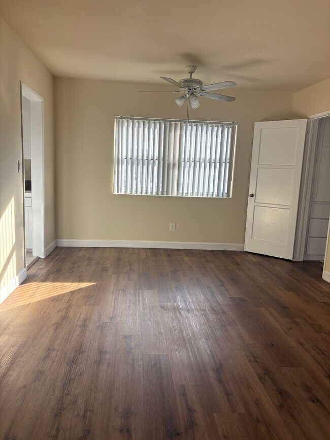 Photo - 9016 Reading Ave Apartment