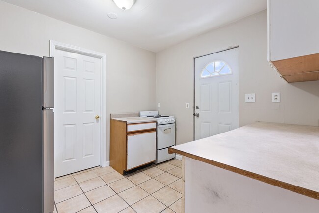 Foto del edificio - Quirky 1-bedroom for a Reasonable Price!