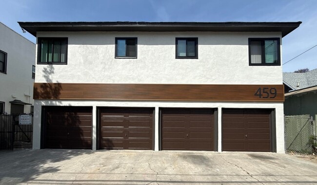 Building Photo - 459 Orange Ave #9