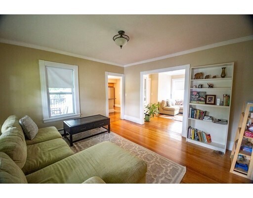 Primary Photo - 7 Hillside Ave