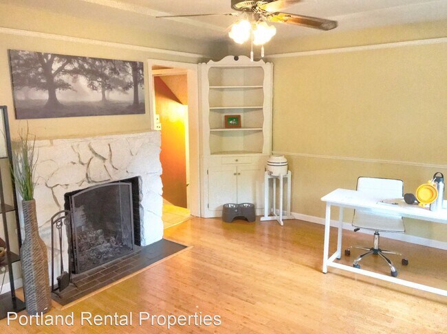 Building Photo - 3 br, 2 bath House - 3407 SE 77th Ave.