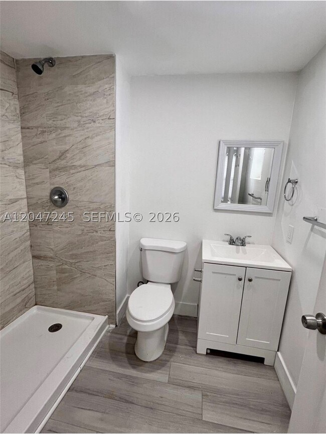 Foto del edificio - 852 SW 13th Ct