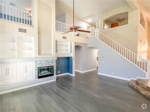 Building Photo - 9374 Bondeno St