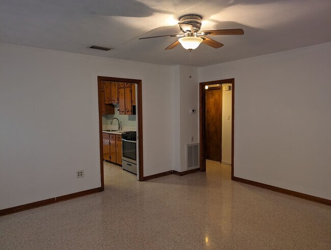 Foto del edificio - 931 NE 6th Ave