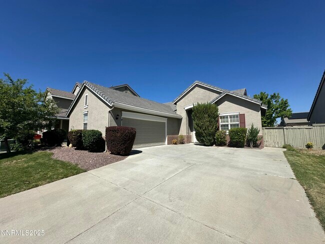 Foto del edificio - 10175 Coyote Creek Ct