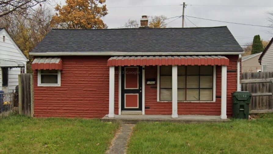 Primary Photo - 1752 E Hudson St