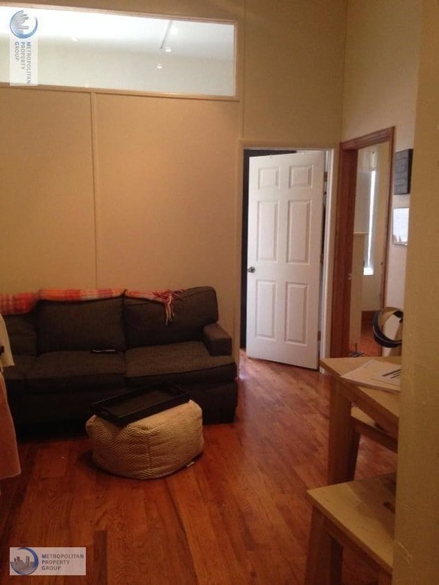 Primary Photo - 378 3rd Ave