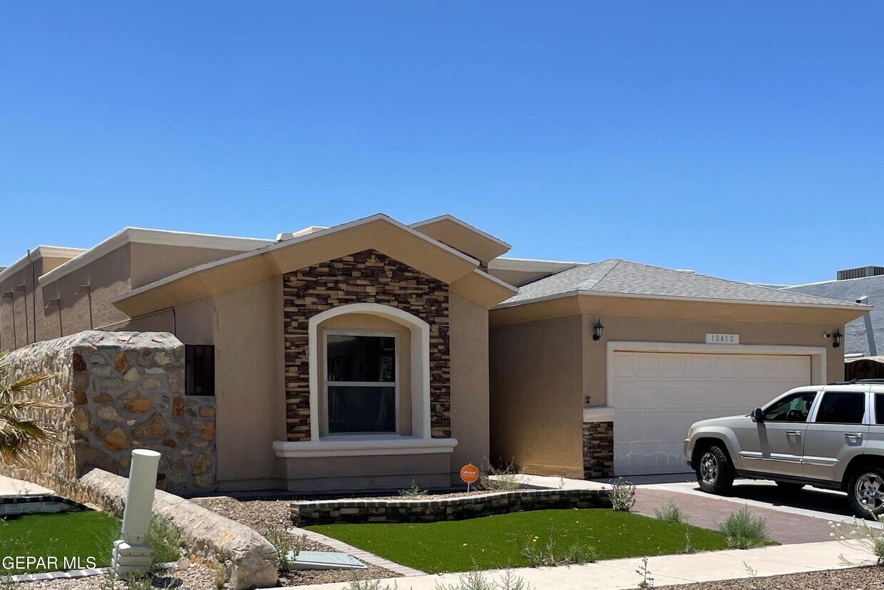 Primary Photo - 12412 Furlong Cir