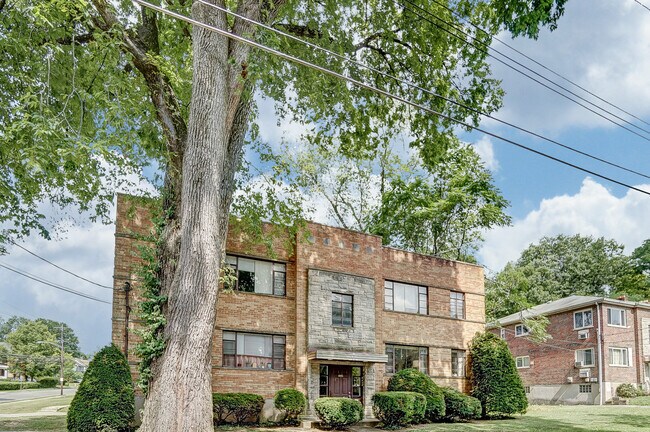 Building Photo - 6005 Dryden Ave