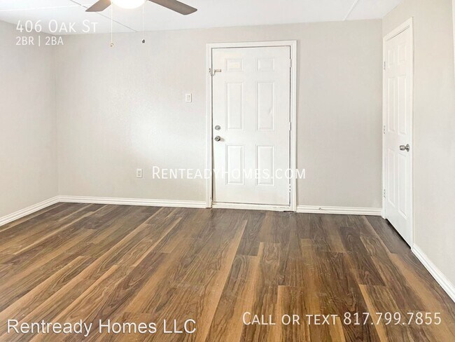 Foto del edificio - 2 br, 2 bath House - 406 Oak St