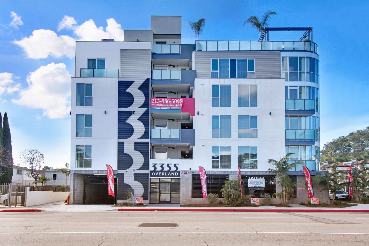 Primary Photo - 3355 Overland Ave