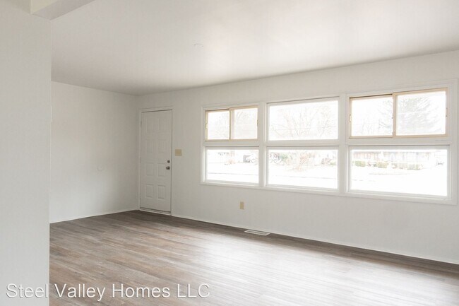 Building Photo - 3 br, 1.5 bath House - 4114 Woodmere Drive