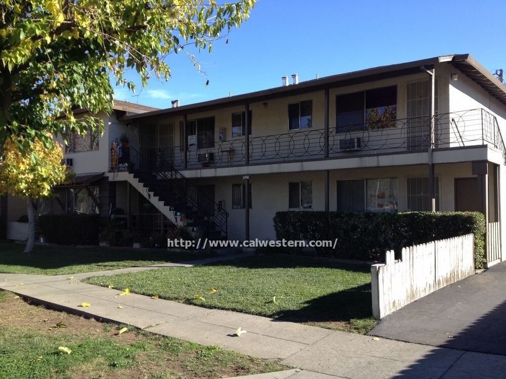 Primary Photo - Updated 1 bed 1 bath apt on 1st floor