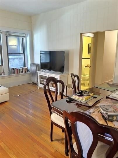 Foto del edificio - 1386 Beacon St