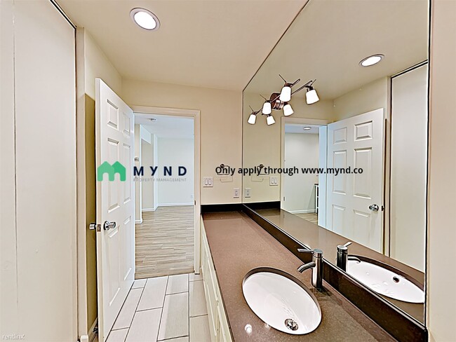Building Photo - Studio, 1 bath  - 2400 Q St Apt 306 Apt 306
