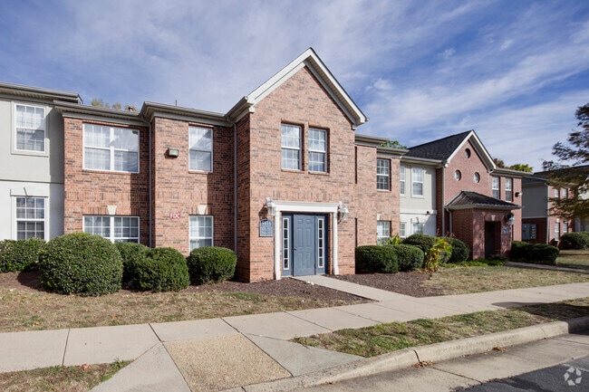 Building Photo - The Regency Apartment Homes