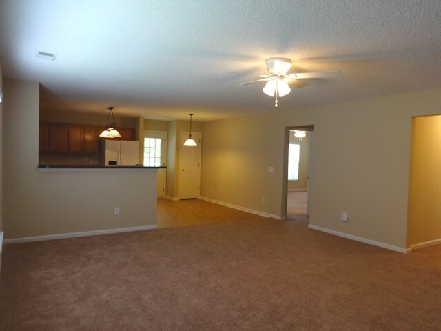 Building Photo - 2056 Clipstone Drive