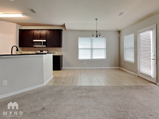 Foto del edificio - 1417 Castle Creek Dr
