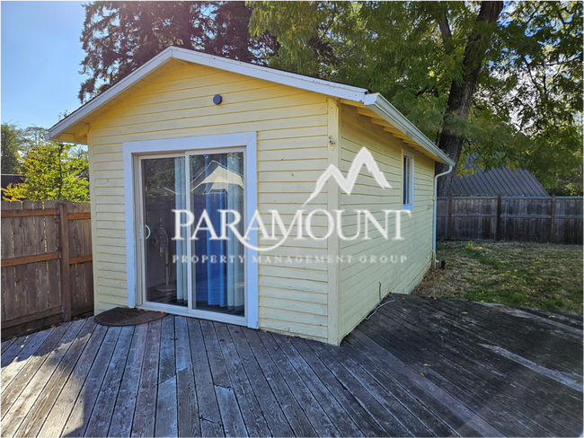 Foto del edificio - 3 Bedroom with ADU in Bremerton!