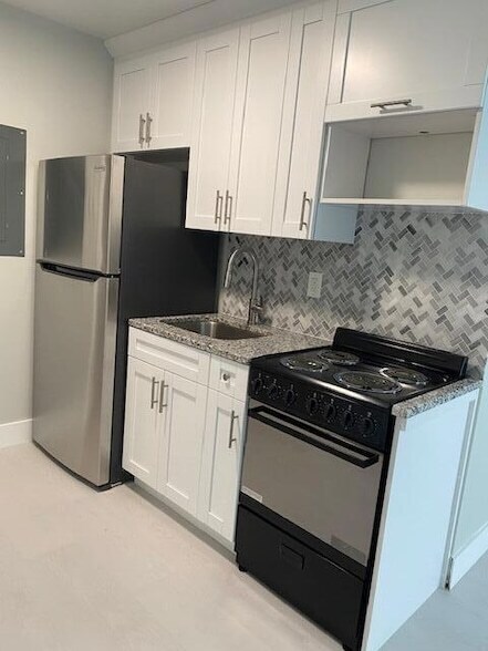 Photo - 3260 Hi St Apartment