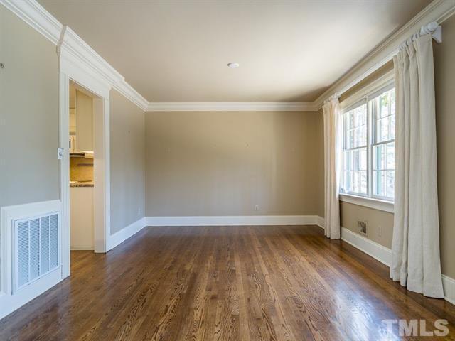 Foto del edificio - 1208 Glen Eden Dr