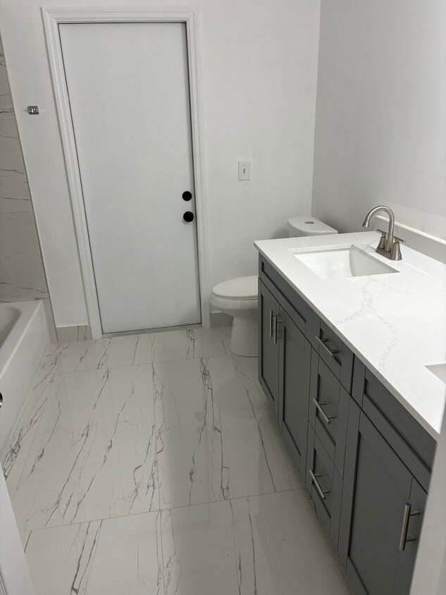 Primary Photo - 6268 NW 53rd St
