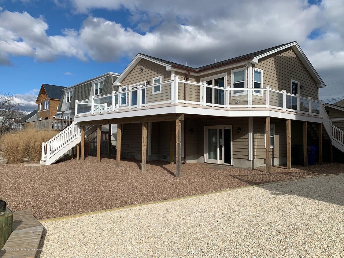 23 Farragut Dr, Brick Township, NJ 08723 House Rental in Brick